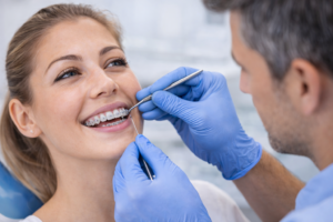 Brackets invisibles precio tratamiento de ortodoncia estética en Atracción Dental